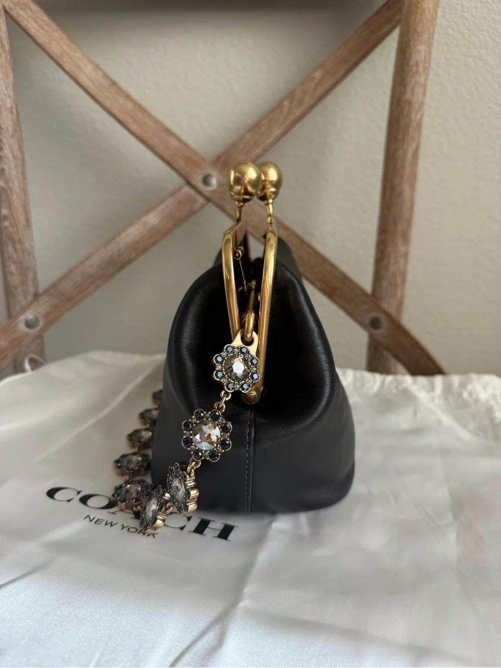 Coach Kisslock Frame Bag 16 black